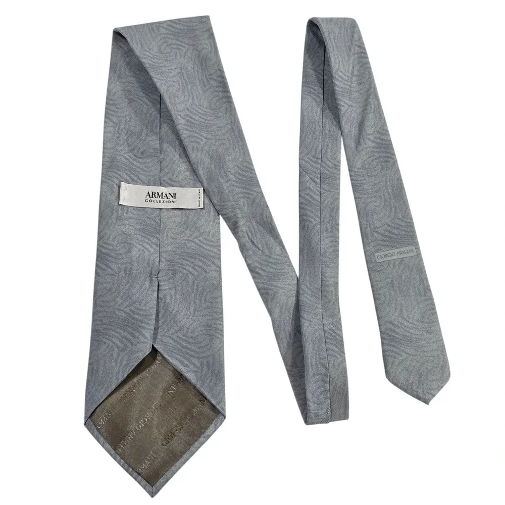 Armani Collezioni Mens Necktie Lt Blue Silk Swirl Pattern Woven Designer Classic